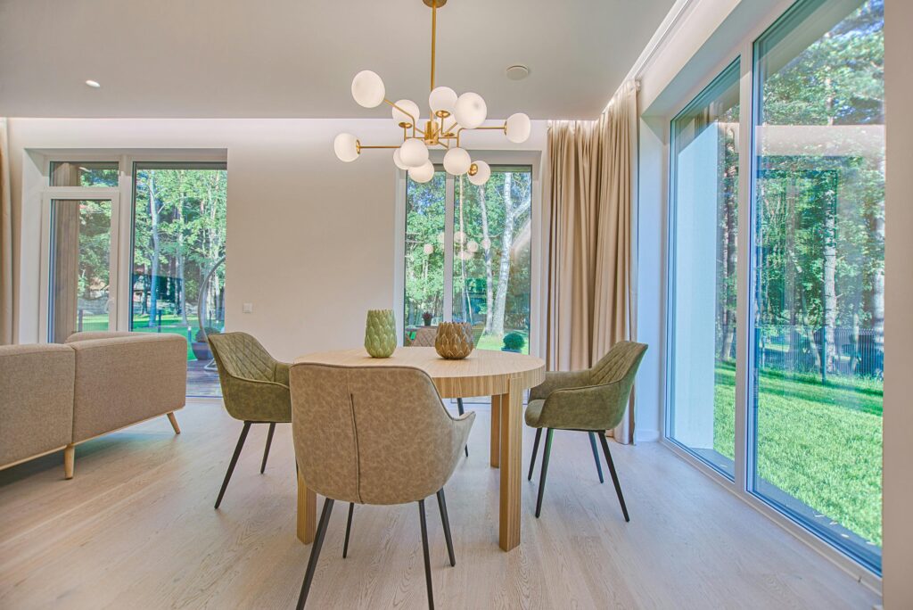 Elegant white oak hardwood floor installation in a contemporary home in Broomfield, CO.